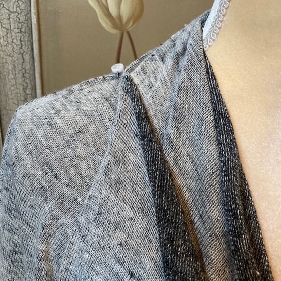 WHITE & WARREN woman’s gray sweater - Picture 2 of 7